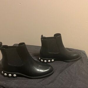 Chic Black Ankle Boots with Pearl Accents